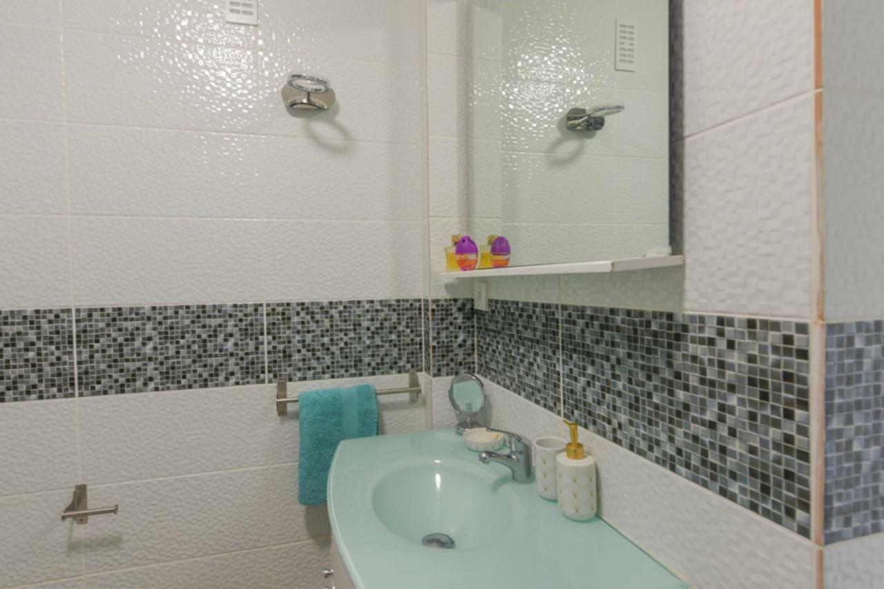 Appartement Jaures Vue Sur La Seine - Welkeys Clichy Dış mekan fotoğraf